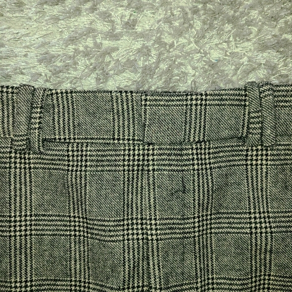 Frank and Oak Plaid Mini Skirt (M) - Picture 2 of 5